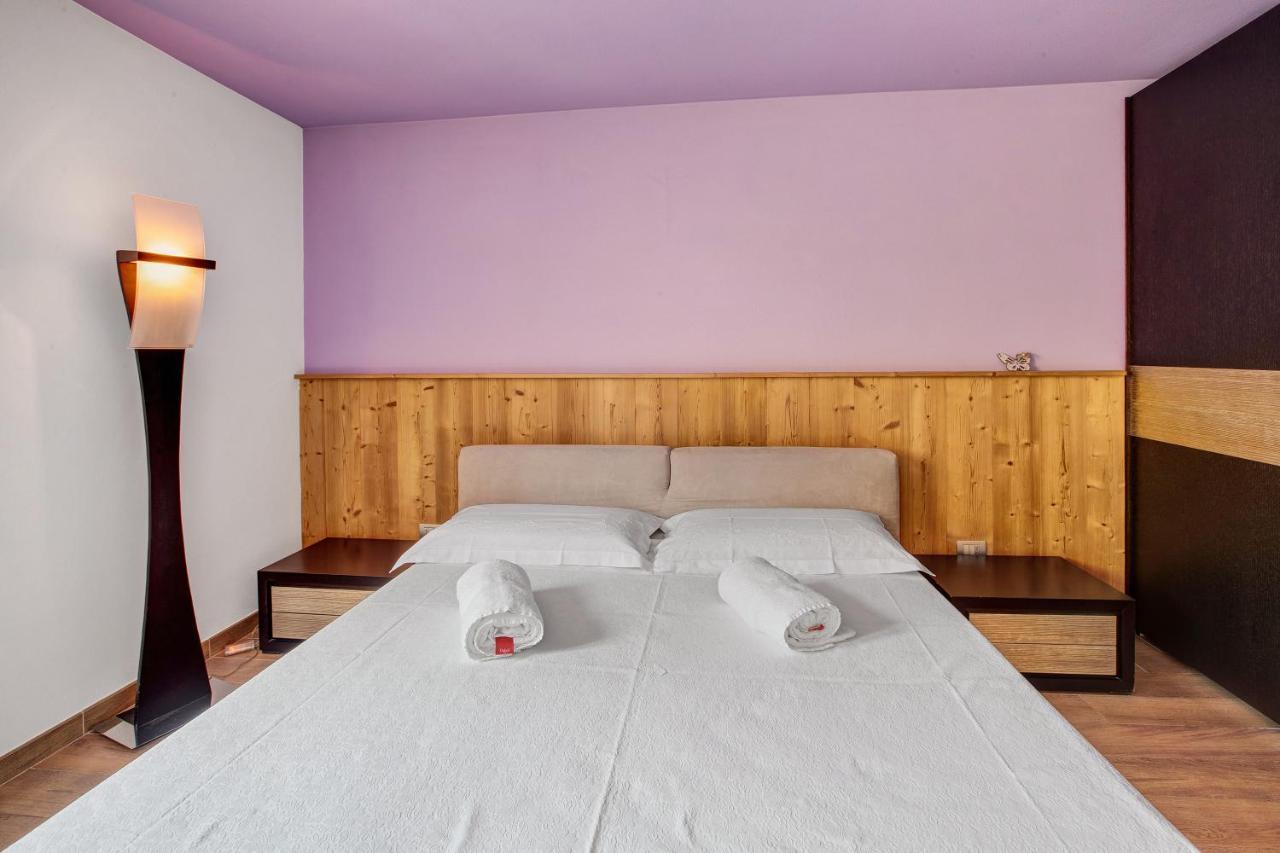 La Maison Du Bonheur Grosio Apartman Kültér fotó