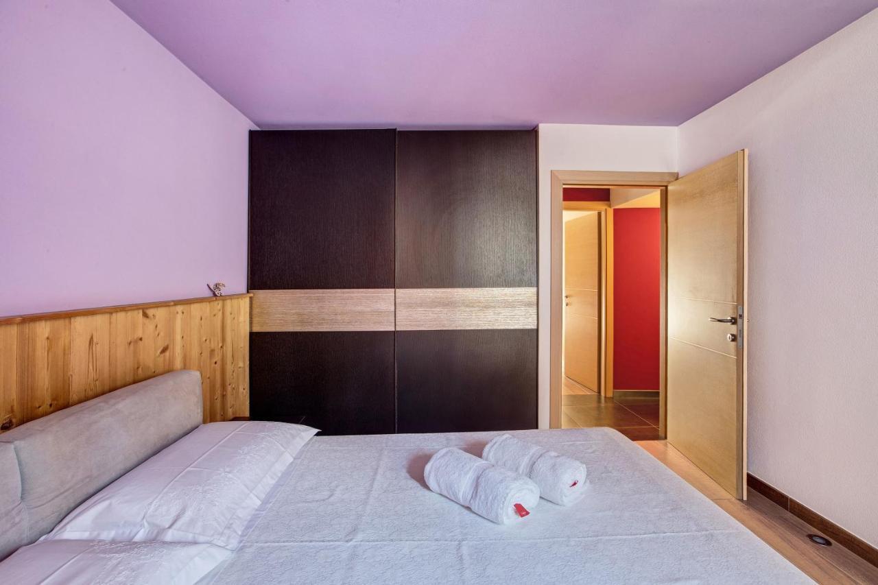 La Maison Du Bonheur Grosio Apartman Kültér fotó
